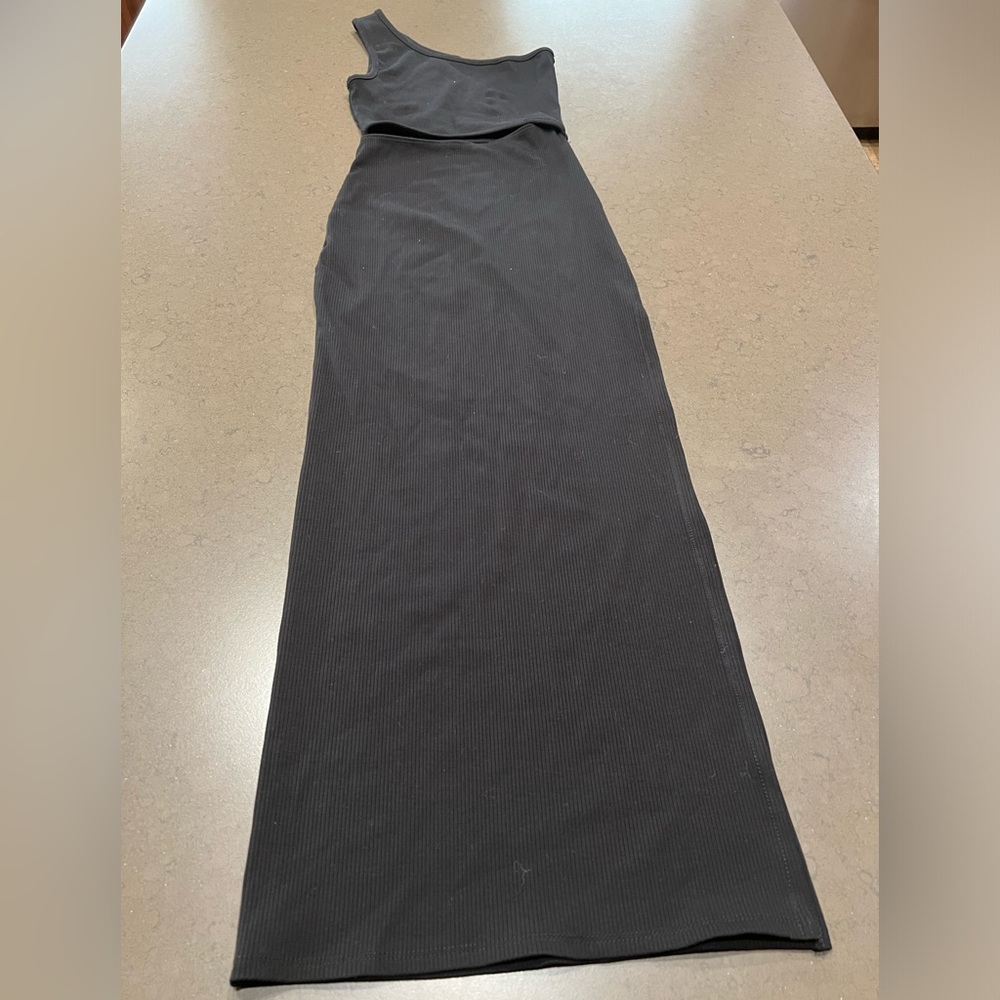 Spice Things Up Black Ribbed One-Shoulder Cutout Midi Dress Sz: XS - Picture 6 of 11